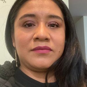 Meet your Posher, Beatriz